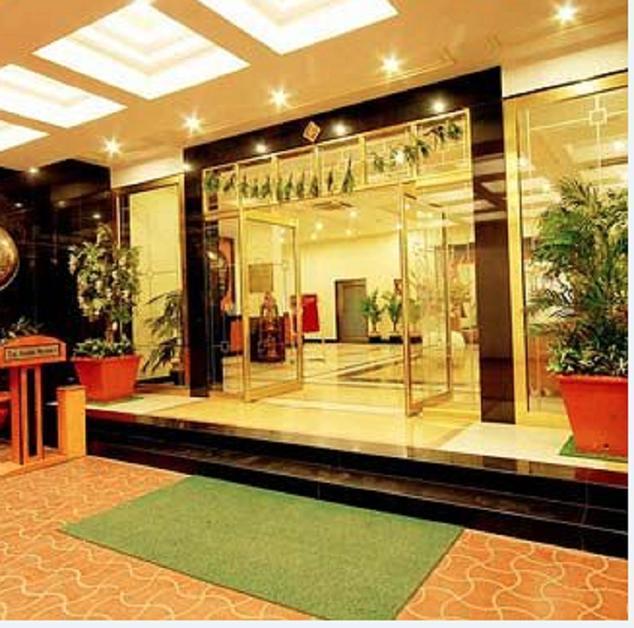 Grand Thakar Hotell Rajkot Eksteriør bilde